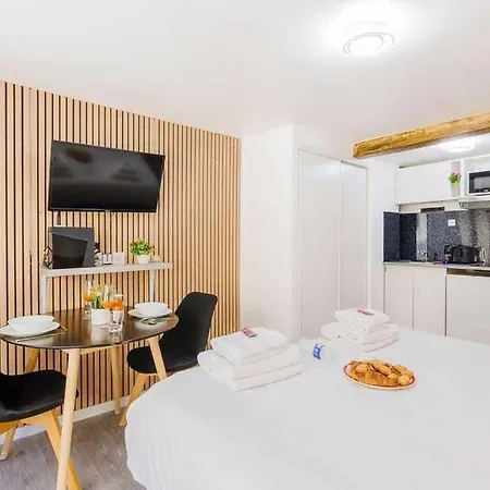 Appartamento Cosy For 2 People - Jardin Du Luxembourg Parigi